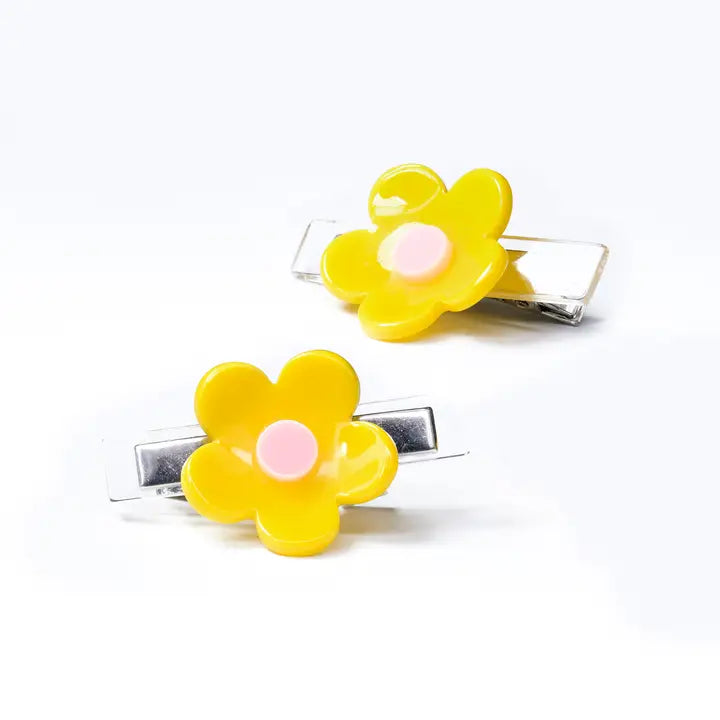 L & R Sweet Yellow Flower Clips